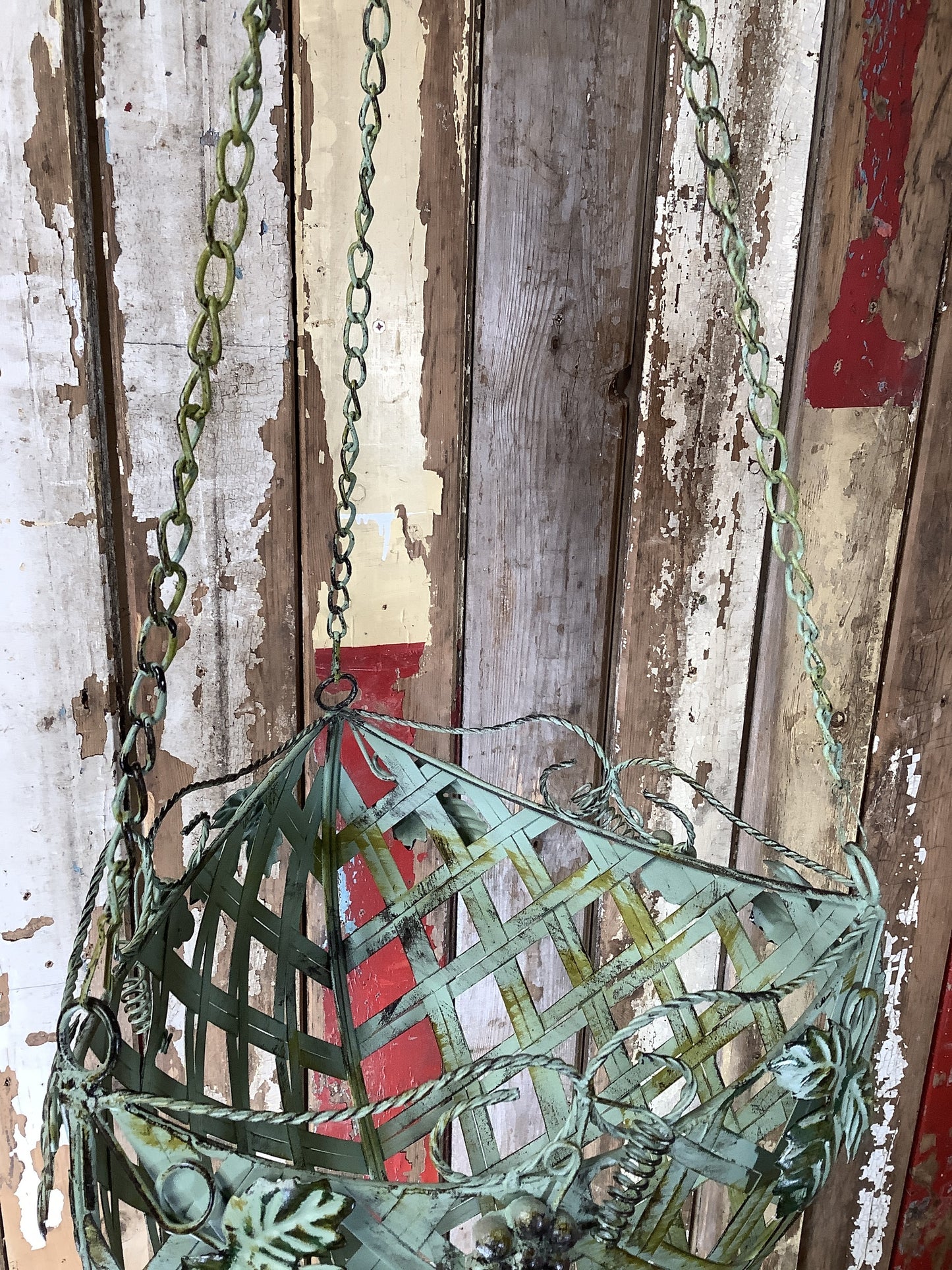 Set Of Two Antique Green Leaf Lattice Hanging Baskets Small & Large Lovely