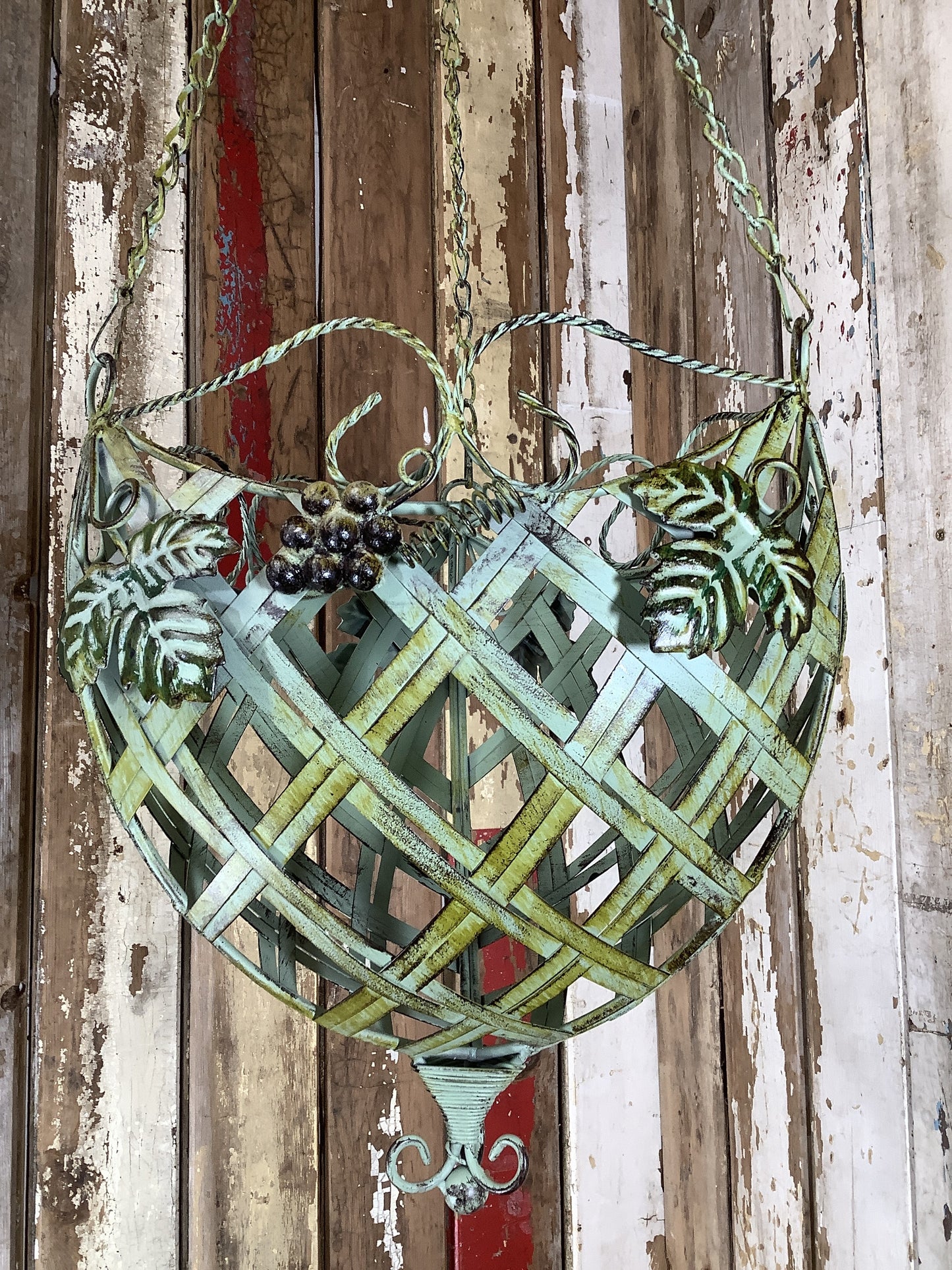 Set Of Two Antique Green Leaf Lattice Hanging Baskets Small & Large Lovely