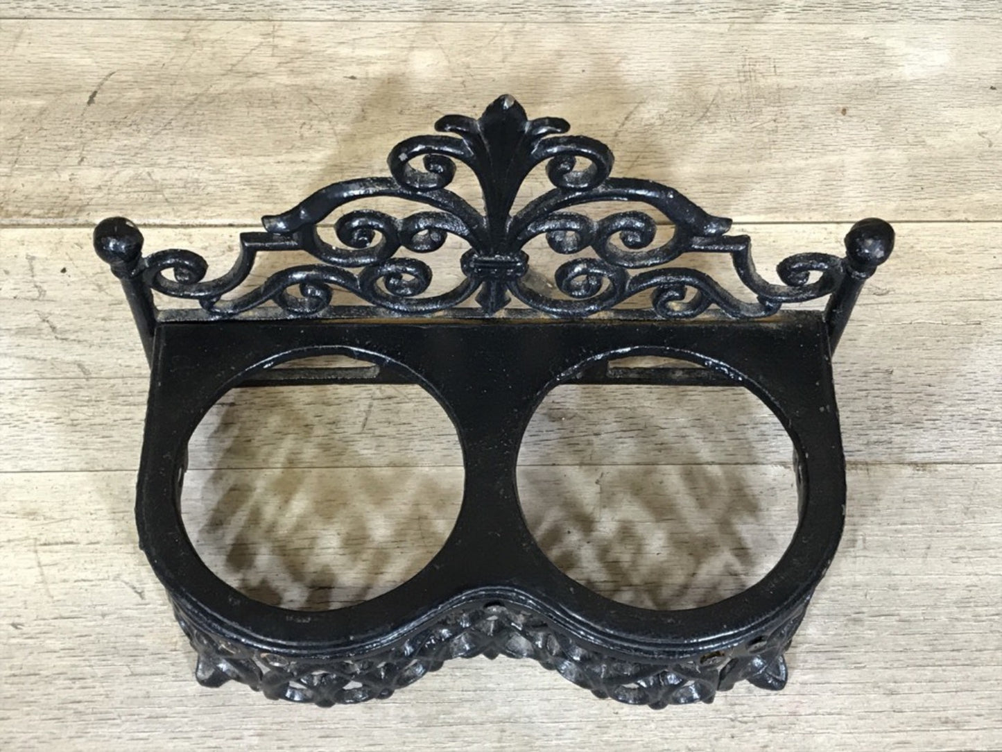 Ornate Cast Iron Double Cat, Small Dog, Pet Dish Stand & Stainless 5" Bowls