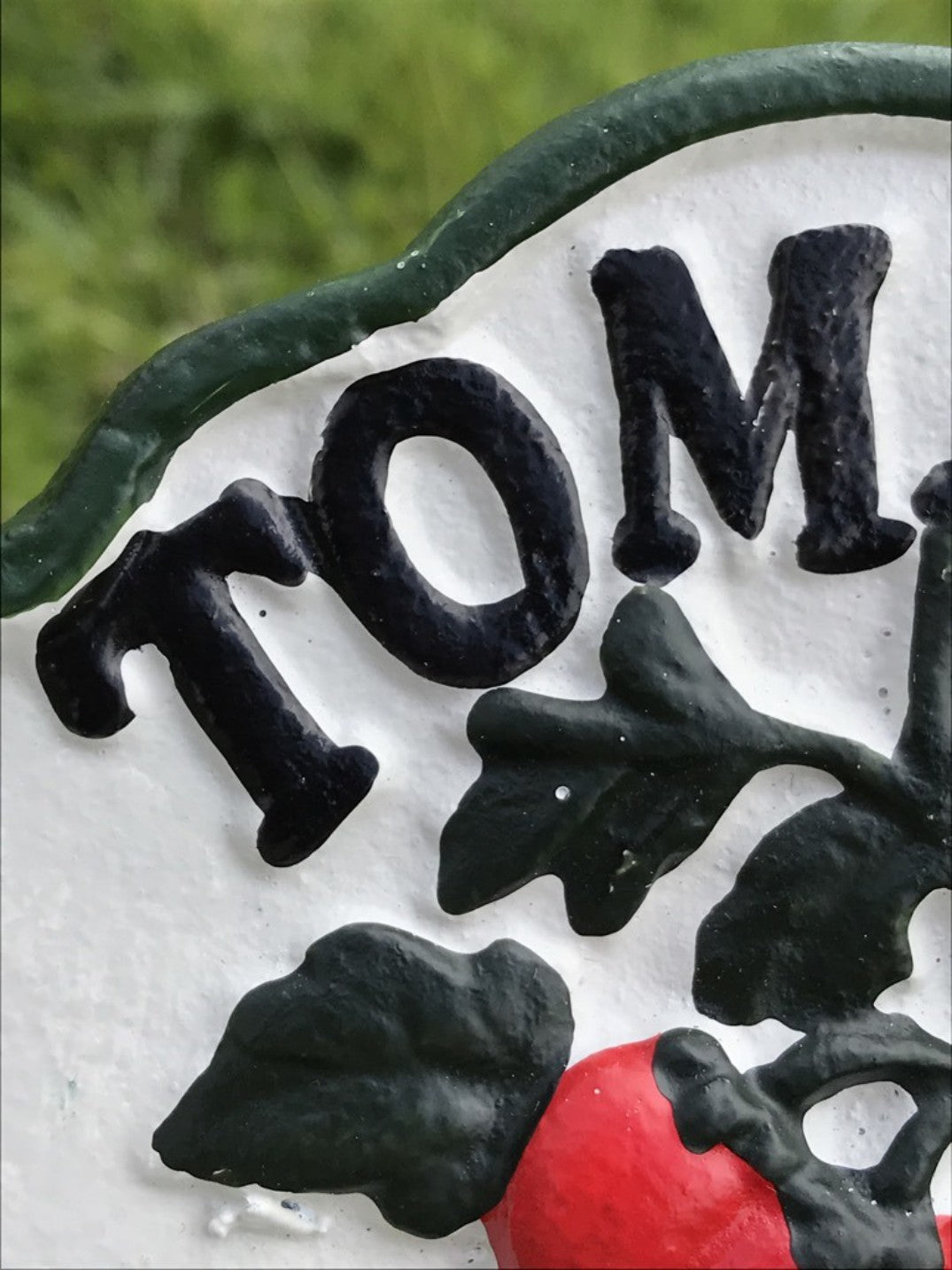 Garden Vegetable Sign TOMATO Cast Iron Colourful Vegetable Marker