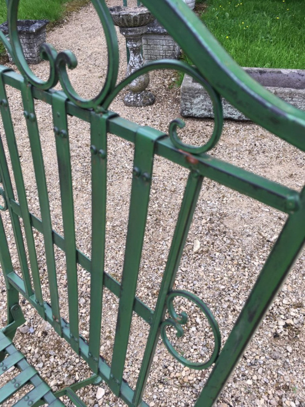 Antique Green Wrought Iron Style Slats Garden Bistro Table & 4 Chairs Set