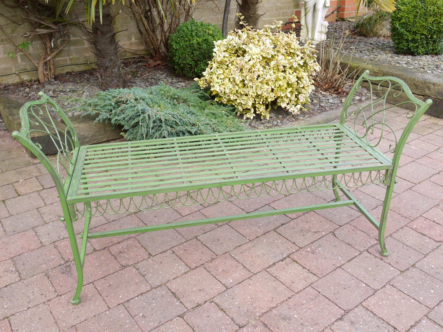 Green Wrought Iron Style Simple Backless Garden Bench