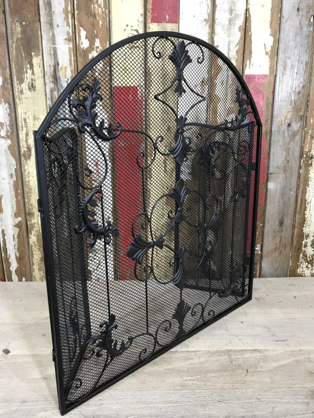 Statin Black Folding Metal Fire Spark Guard Decorative Fireplace Screen Steel