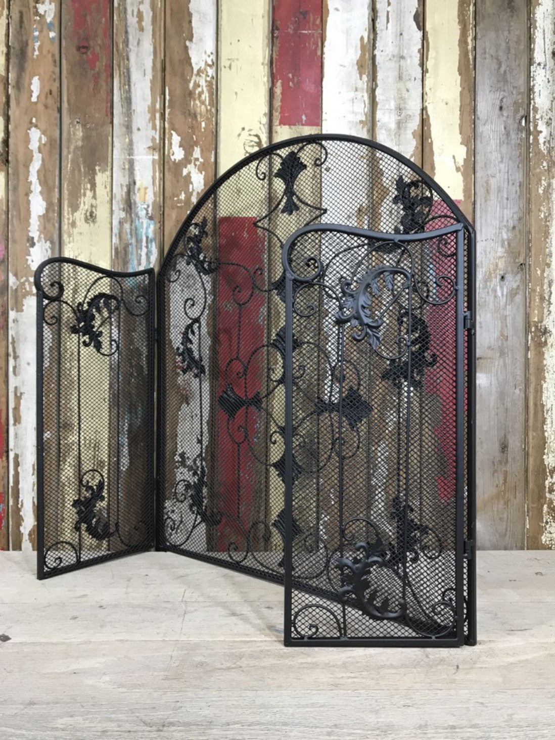 Statin Black Folding Metal Fire Spark Guard Decorative Fireplace Screen Steel