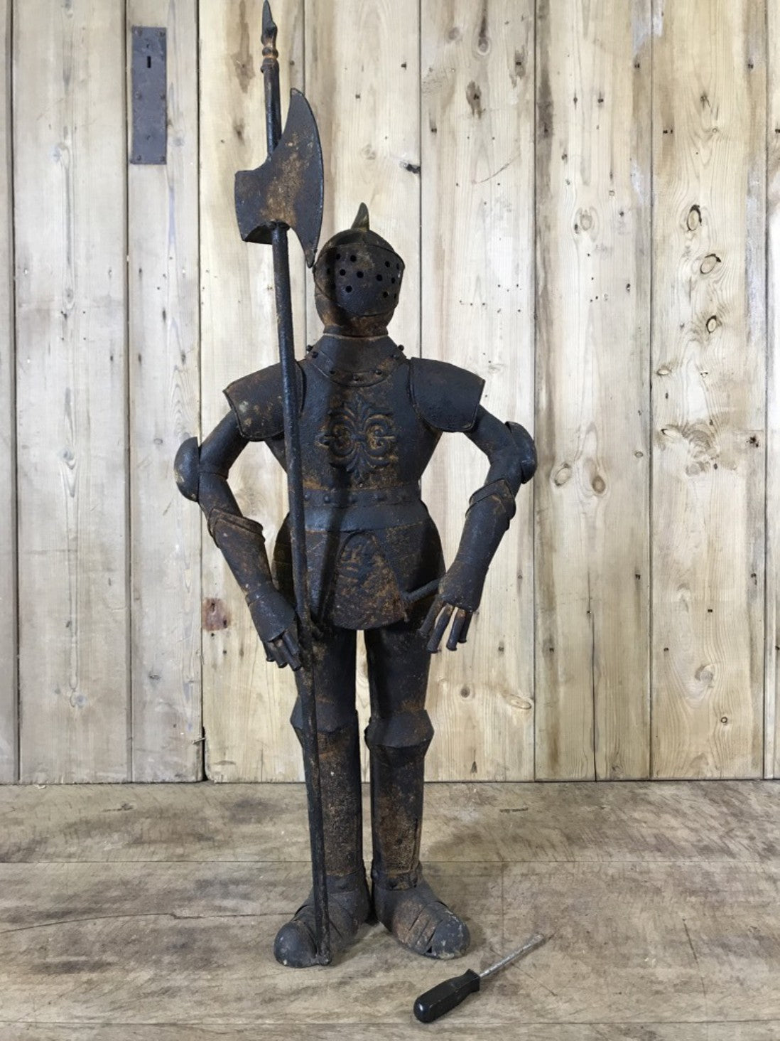 3' Small Child Size Rusty Style Metal Knight Suit Of Armour Statue Axe