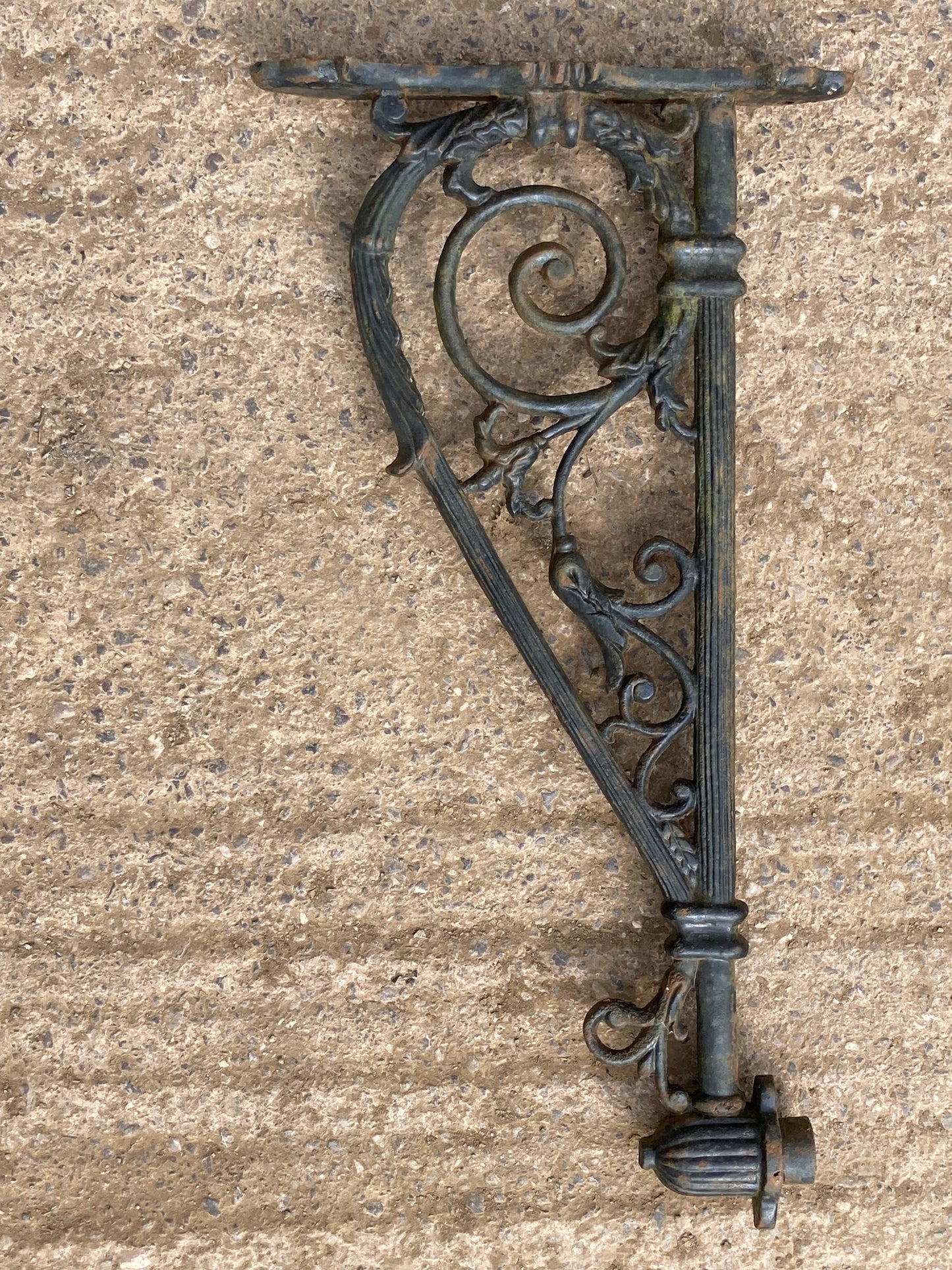 76cm Cast Iron Large Wall Lamp Bracket With 4.2cm Spigot End
