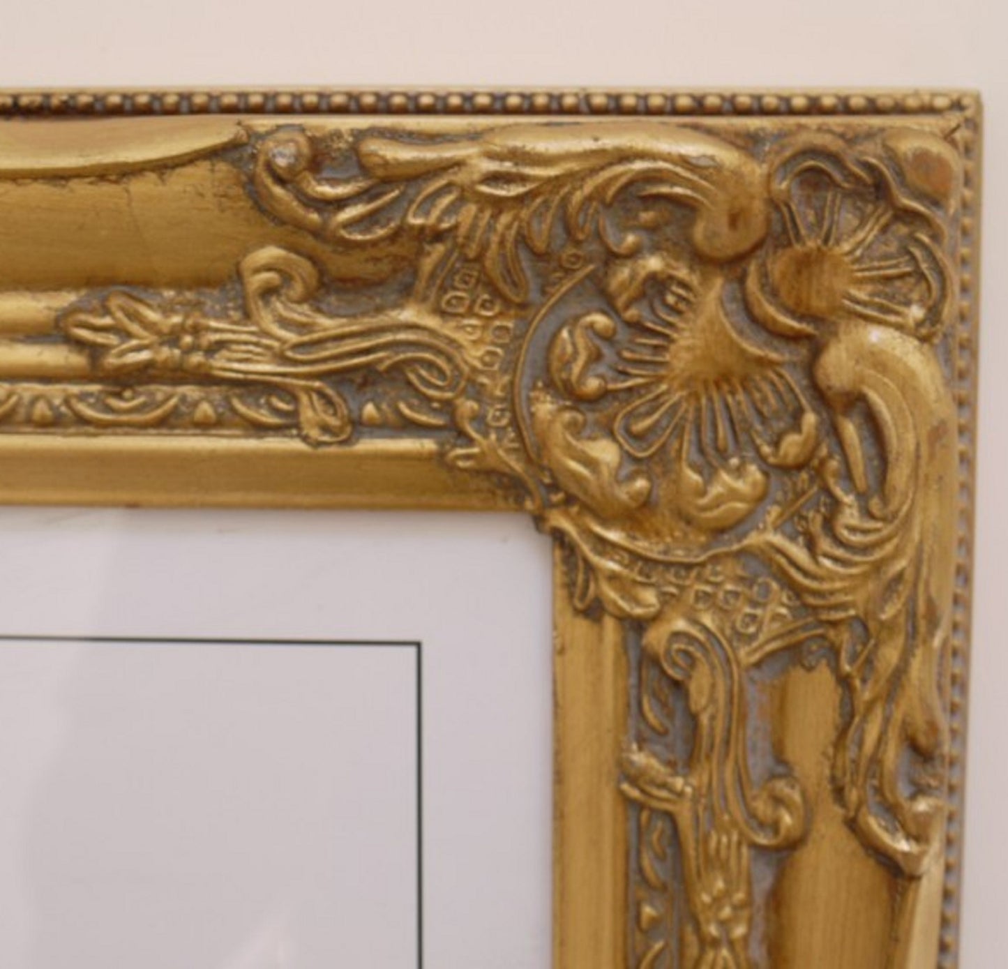 Picture Frame Gold