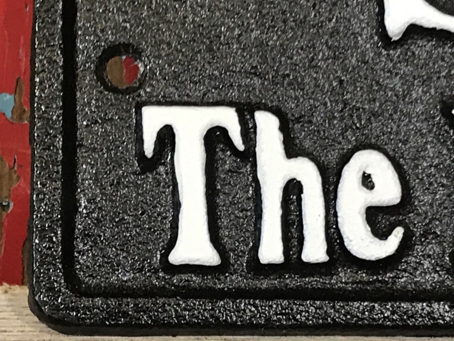 Shut The Front Door Metal Black & White Wall Sign New Cast Iron