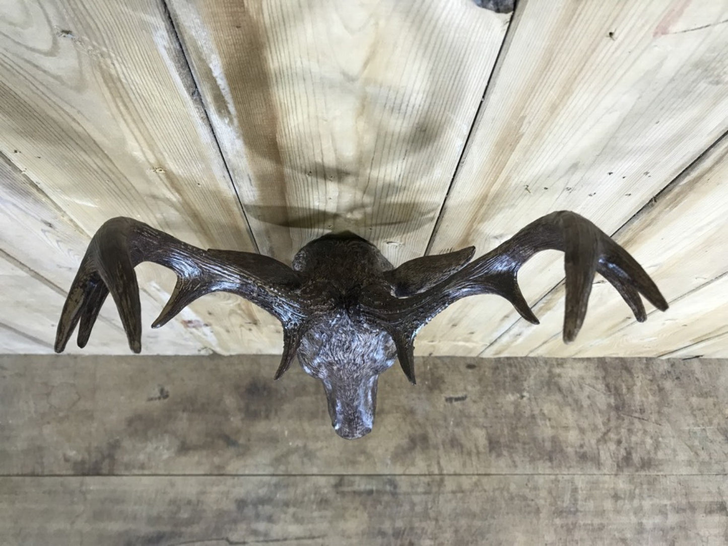 Small Detailed Brown Wall Mounted Stags Head With Antlers 19