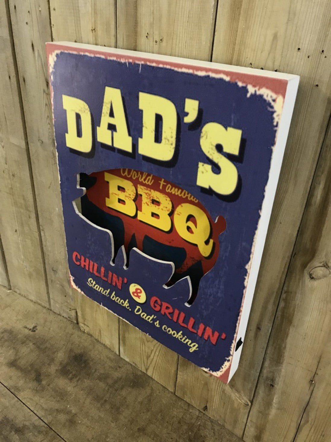 Illuminated LED Wall Sign DADS BBQ CHILLIN & GRILLING 19 5/8x16