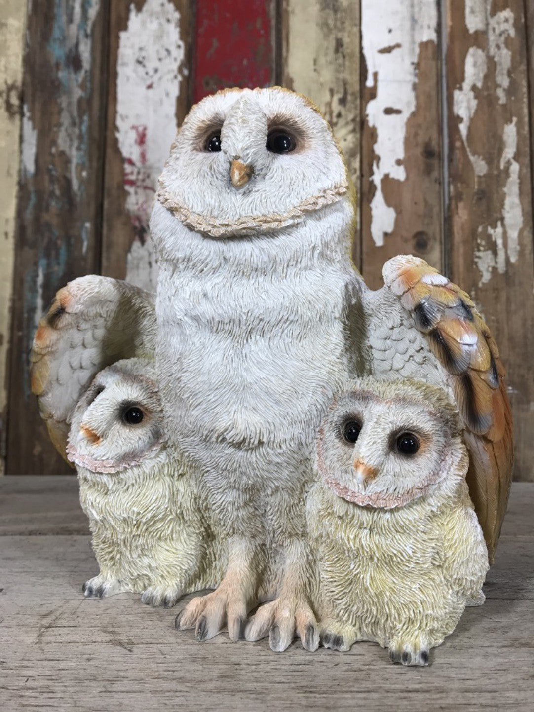 Lovely Resin Detailed Owl Family Ornament Fantastic Realistic Detail & Colour