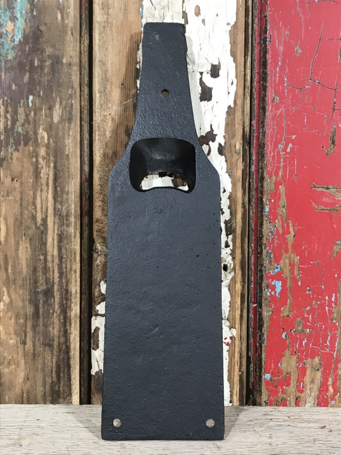 Wall Fixed Beer Bottle Opener “GREAT MINDS DRINK ALIKE” Cast Iron