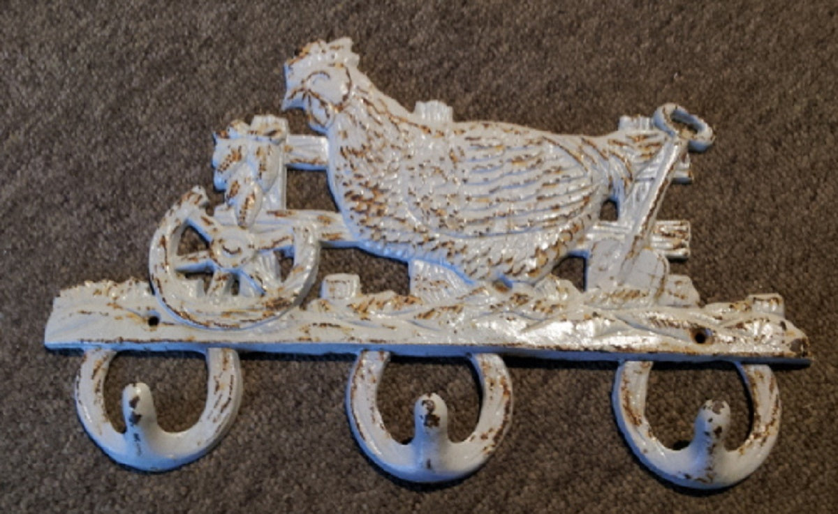 Rack Of 3 Cast Iron Shabby Chic Coat Hooks With Chicken In Farmyard