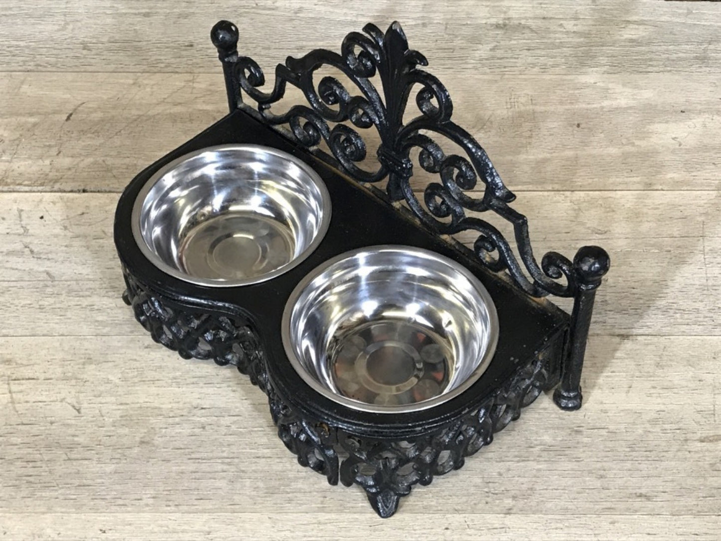 Ornate Cast Iron Double Cat, Small Dog, Pet Dish Stand & Stainless 5" Bowls