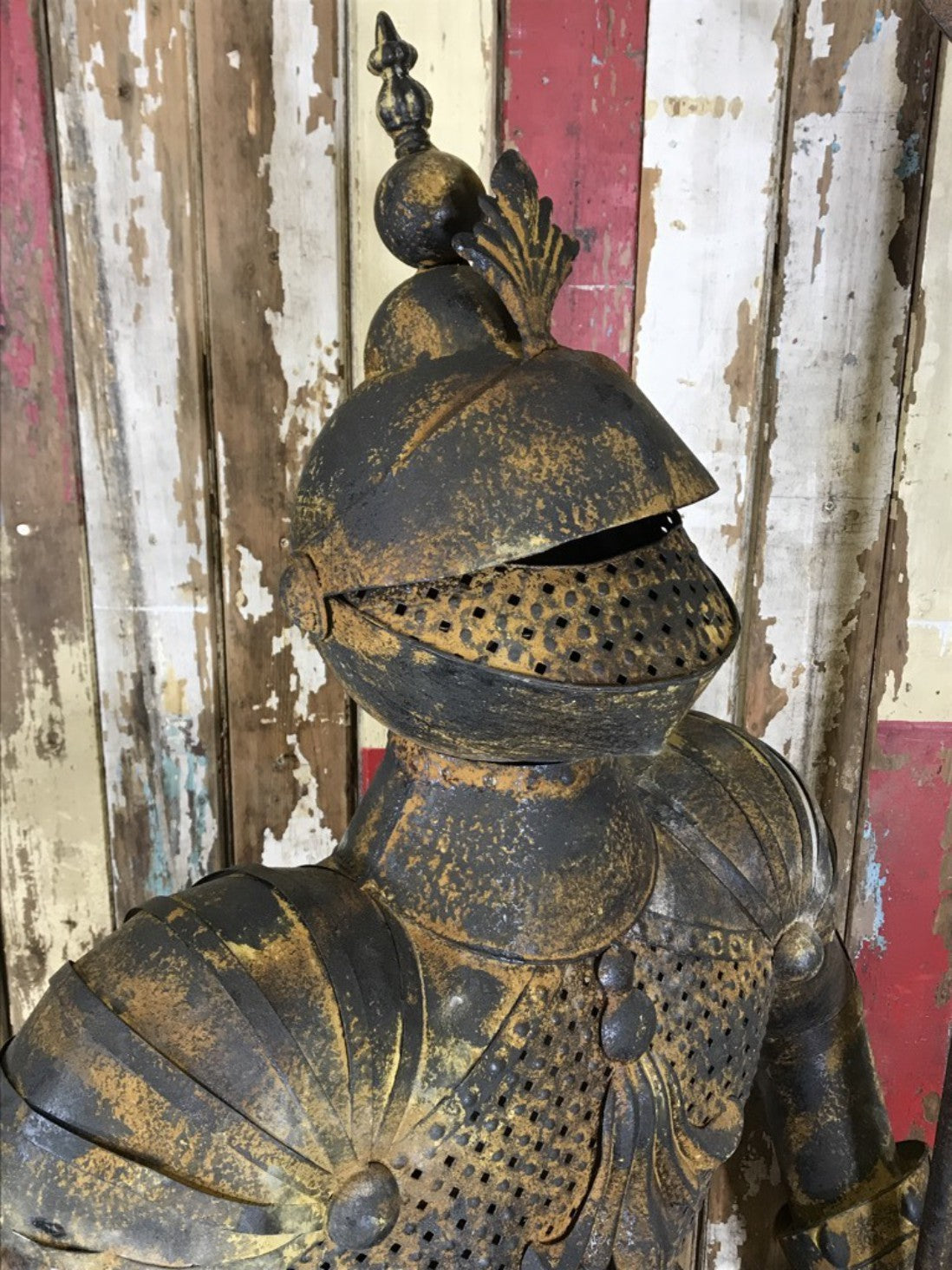 6'6" Large Life Size Rusty Style Metal Knight Suit Of Armour Figure & Long Axe