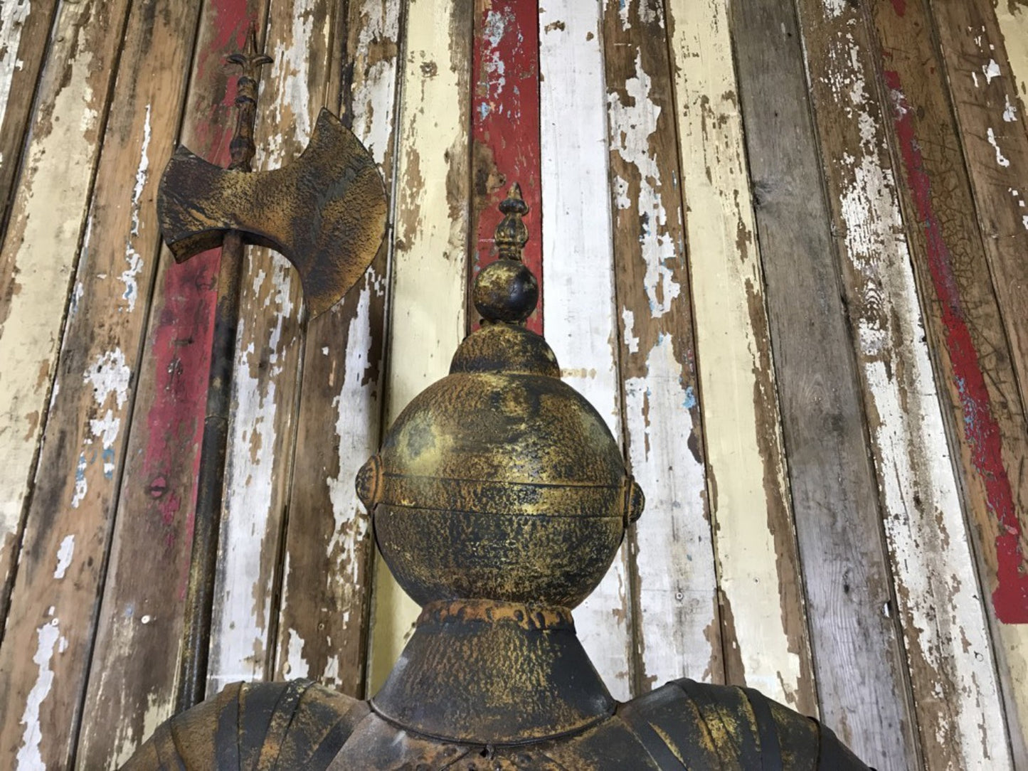 6'6" Large Life Size Rusty Style Metal Knight Suit Of Armour Figure & Long Axe