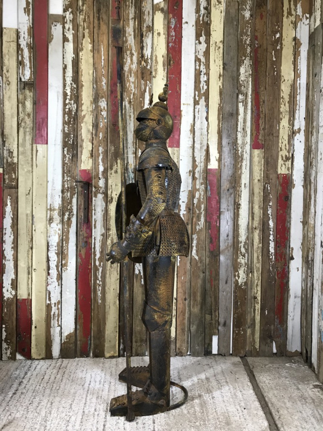 6'6" Large Life Size Rusty Style Metal Knight Suit Of Armour Figure & Long Axe
