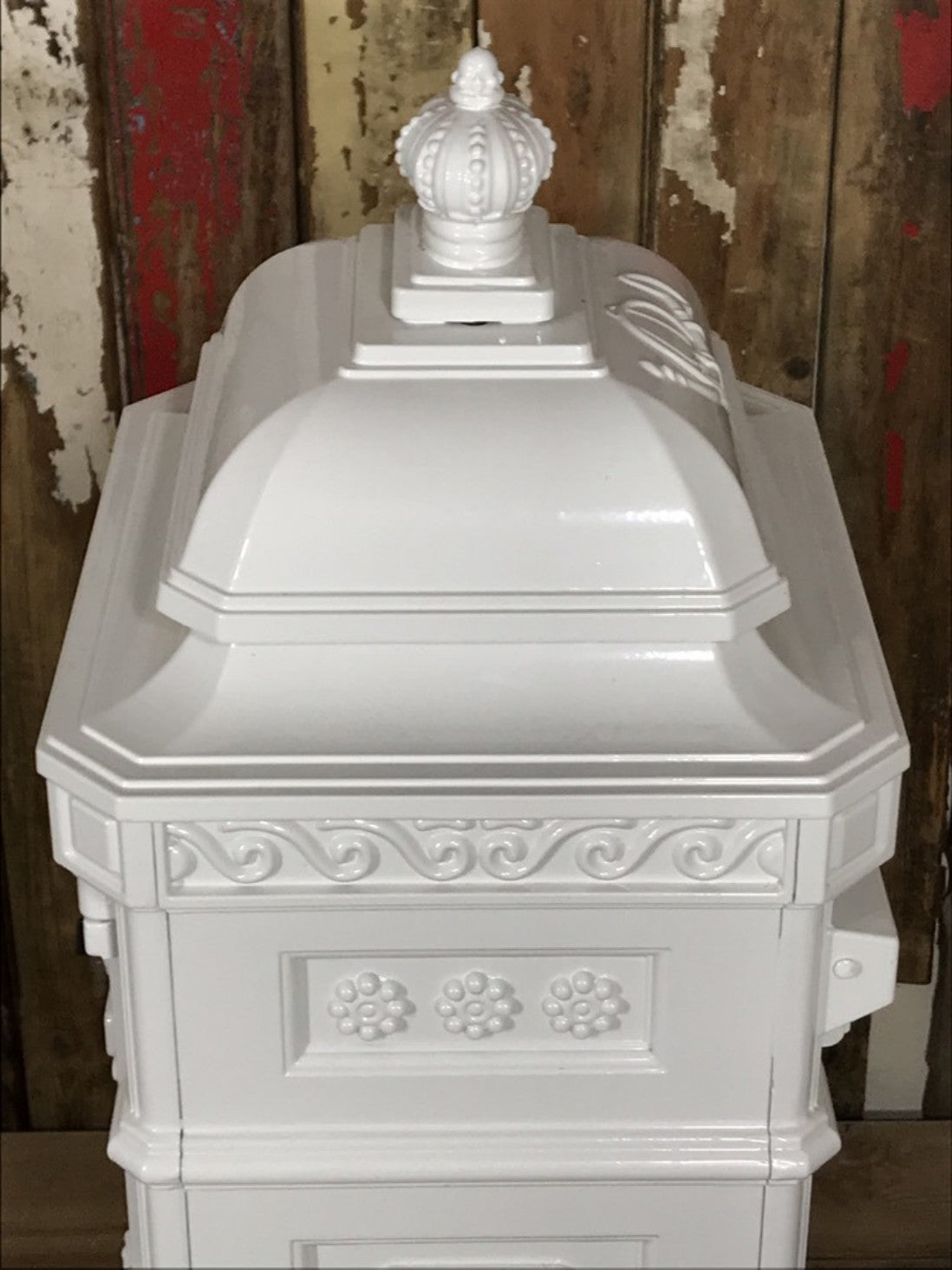White Cast Aluminium Tall Pillar Mailbox Parcel Post Letter Box