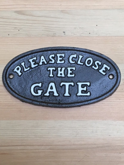 Cast Iron Sign Farm Country "PLEASE CLOSE THE GATE" White Text