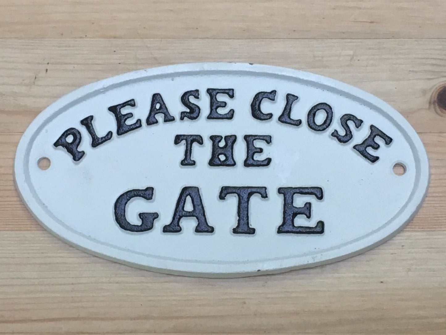 Cast Iron Sign PLEASE CLOSE THE GATE Farm Country Garden White