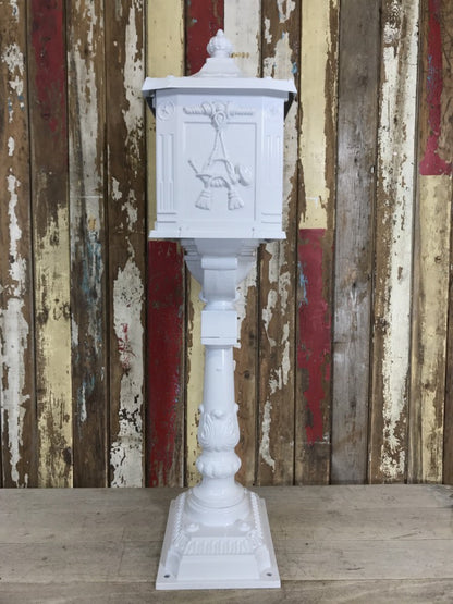 Attractive White Aluminium Post Box With Horse & Rider Design 46" Tall