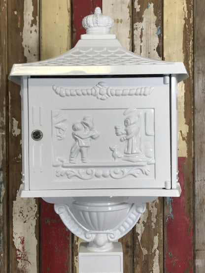Attractive White Aluminium Post Box With Horse & Rider Design 46" Tall