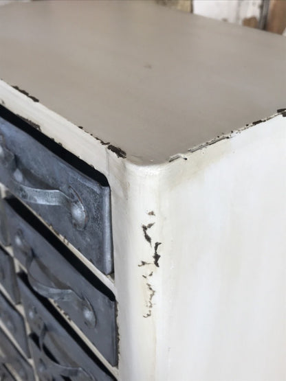 Industrial Free Standing 2' Distressed Metal Chest Of 14 Drawers Useful Cream