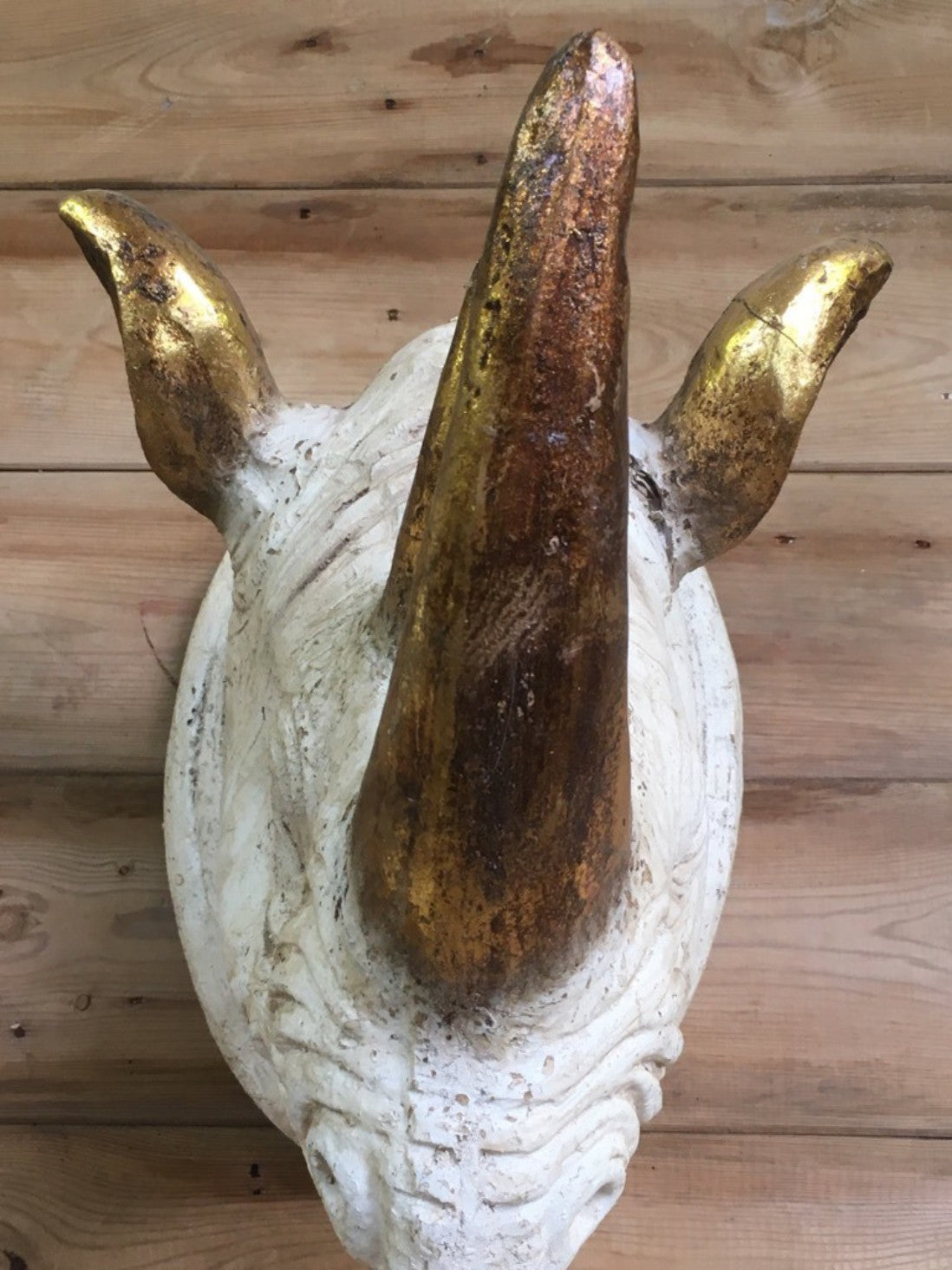 White & Gold Rhino Head Wall Mounting Resin 16” Wild Animal